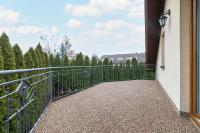 Unique House with 3 Bedrooms, Garden and Air Conditioning by Noclegi Renters - Chambres d'hôtes Katowice