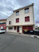 Le Toit des Volcans - 8 couchages - Terrasse privée et Wifi - Chambres d’hôtes Clermont-Ferrand