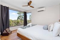 The Quarry's Edge, Hilltop Luxury - B&B Bunbury