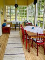 Historic Vicarage By The Lake In Dalskog - B&B Dalskog