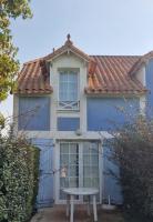 Maisonnette duplex 4 pers proche mer et golf - Bed and Breakfast Talmont