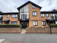 Stunning 1 Bed Spacious Flat with Private Parking! - B&B London