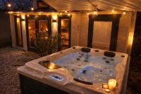 Wellness Ferienwohnung mit Sauna, Massagen, Spa, beheizbarem Whirlpool bei Leipzig - B&B Pomssen