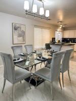 3BR - 3BA w Pool & BBQ -15 Mins to Strip & Airport - Ferienwohnung Las Vegas