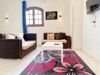 Apartamento de 1 dormitorio con vistas a la piscina