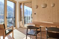 Superior One-Bedroom Apartment with Balcony