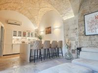 Luxury Home with Rooftop Garden in Centro Storico - Chambres d'hôtes Galatina