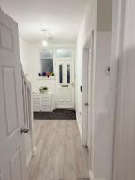 The COSY CORNER, less than a mile from Luton town centre and a mile away from Luton Airport - B&B Luton