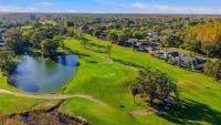 Pickleball ON GOLF Course Heated Pool Renovated Home, 3 bedrooms, 2 baths - Bed and Breakfast Tampa