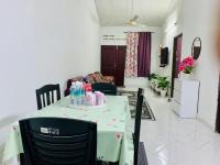 Homestay Hayyan - B&B Kampong Terbak