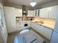 Maison avec jardin clos à 650m de la plage, parking, 2 chambres - FR-1-368-472 - Chambres d'hôtes Perros-Guirec