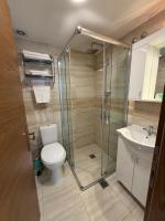 Camera Matrimoniale con Balcone (2 Adulti + 1 Bambino)