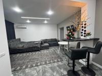 One-Bedroom Apartment with Balcony