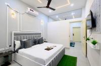 NXone STUDIO APARTMENT - B&B Noida