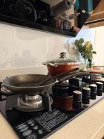 Depa de 1 habitación en Pleno FIDEL ANZE con Parqueo Pet-Friendly - Chambres d'hôtes Cochabamba