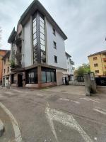 2 camere, parcheggio gratis, 10 minuti da Venezia - B&B Venezia