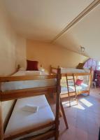 Plaza Andalucía Edificio Enebro 4-6 pax - B&B Sierra Nevada