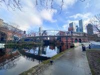 Manchester - Stylish Apartment, Old Trafford, City Centre, Etihad, Prime Location, MediaCity, Coop Live, AO Arena, Salford Quays, Sleeps 8, Free Parking - B&B Manchester
