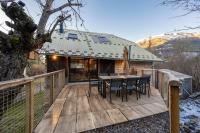 Chalet - Les Fermes de Céline - Barcelonnette - B&B Enchastrayes