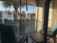 Island Oasis Retreat - 1 Minute Walk to the Beach - B&B Bradenton Beach