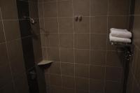 Chambre Familiale avec Salle de Bains Commune