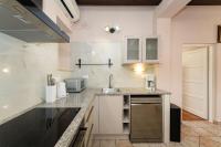 Kamena kuća Roko - B&B Sv. Filipi i Jakov