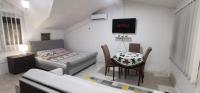 White Apartment Sarajevo - Free Parking - B&B Sarajevo