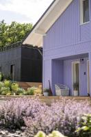 Lawendowa farma Home&Spa - B&B Żuklin