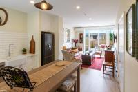 Central 3BR and 2 and half Bath Townhouse with Parking - Ferienwohnung Christchurch