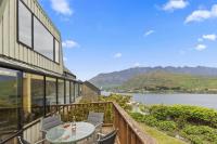 Golden Heights - family friendly with spa pool - B&B Distretto di Queenstown