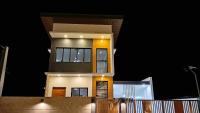 Nice Near-beach House at The Strands, Morong, Bataan - B&B Morong
