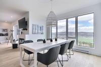 303 - Luxury Yin Yang Retreat - Harmony & Pool - B&B Baie-Saint-Paul