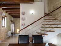 3-Min Drive to Kalyves Beach, Stone Home with Private Pool in Armenoi Center - B&B Arménoi