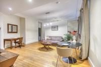 Studio mit Kingsize-Bett und Schlafsofa