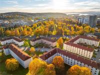 Top floor Helsfyr city central apartment - Chambres d’hôtes Oslo