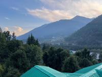 Paradise Evergreen - B&B Bashist
