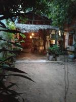 Surf Kin Garden Inn - B&B Weligama
