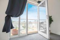 Stylish Duplex Apartment • Balcony • Free Parking • Fast WiFi • Smart TVs • Yoko Property - Ferienwohnung Milton Keynes