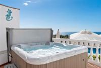 Sea View Villa of Angels 8BR Luxury Estate with Pool Jacuzzi & Terraces Ref 20 - Chambres d'hôtes Sitio de Calahonda