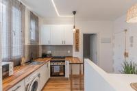 Charmingly renovated -2Bdrs 2Baths -Atocha - Chambres d'hôtes Madrid