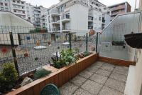Studio 24 m2 le grand passage centre-ville terrasse climatisation parking - Chambres d’hôtes Aix-les-Bains
