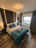 two bed Seafront apartment - sea views - Ferienwohnung Aberystwyth