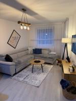 Urban Nest - B&B Gjakovë