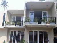 Deluxe Double Room (2 Adults + 1 Child)