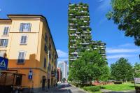 Nel cuore del quartiere Isola, all'ombra del bosco verticale - Bed and Breakfast Milaan