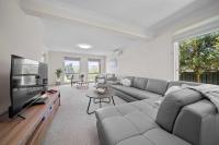 Amalena by the sea - Vincentia 5BR home with pool - B&B Vincentia