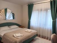 La Montzi For4 - B&B Craiova