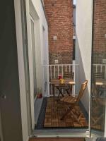Charming apartment at heart of Brussels-Marolles - B&B Brussels