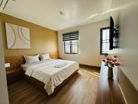 Shining Hotel Son La - Bed and Breakfast Bản Bố Pua