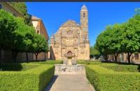 Aurora3 Vandelvira - Alojamiento casco histórico - B&B Úbeda